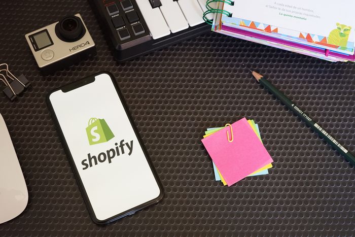 How to Choose a Shopify Expert main image